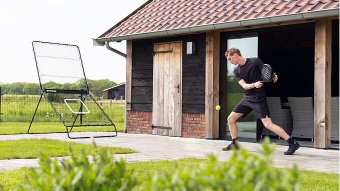 Vilka padelslag kan jag träna med Smash padel-rebounder?