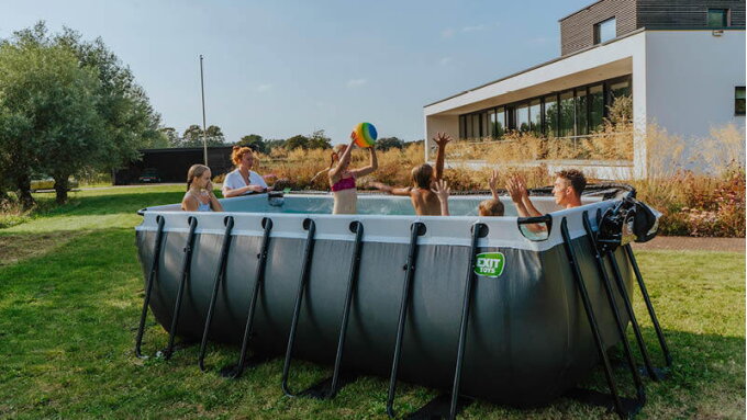 Hur underhåller du din pool under högsäsong?