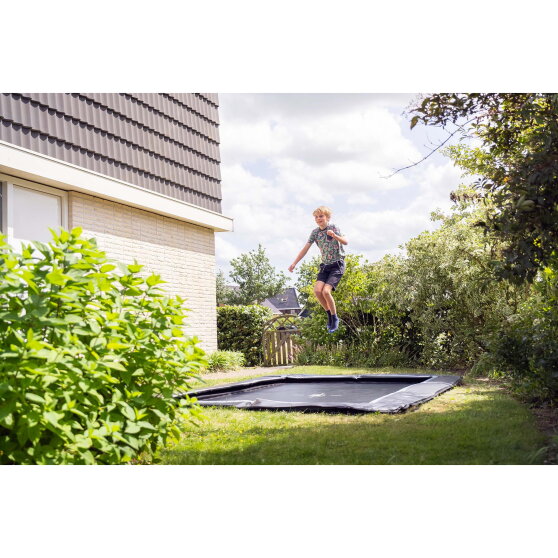EXIT InTerra sport-marktrampolin 244x366cm - svart