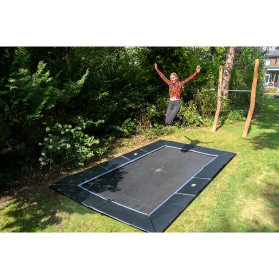 EXIT Dynamic sport-marktrampolin 305x519cm - svart